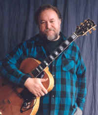 Mabus w archtop.jpg (86028 bytes)